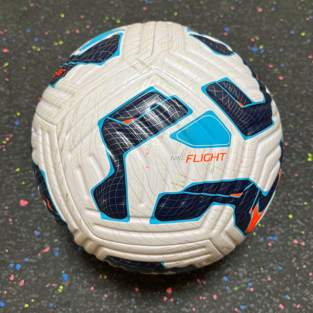 【FIFA Quality Pro】ナイキフライト24/25 サイズ5