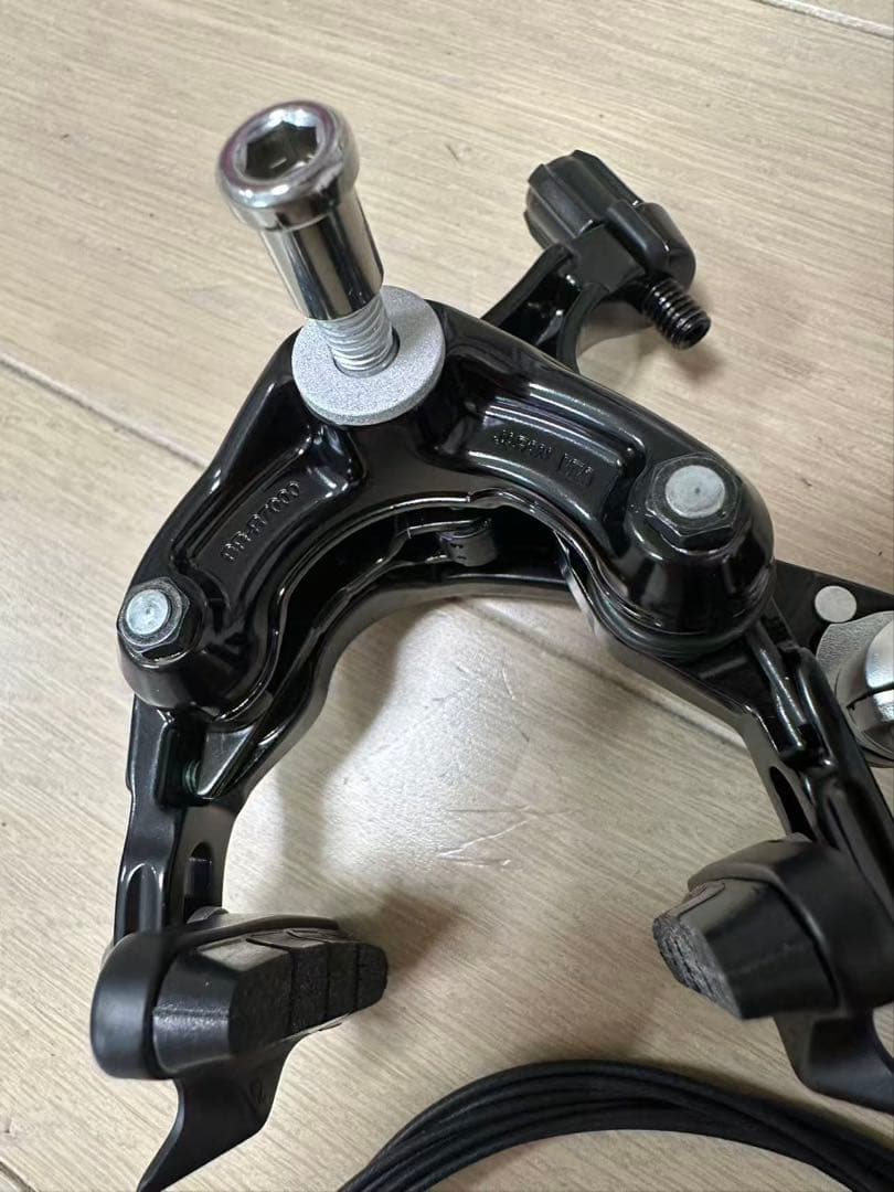 SHIMANO R7000ブレーキキャリパー 新品
