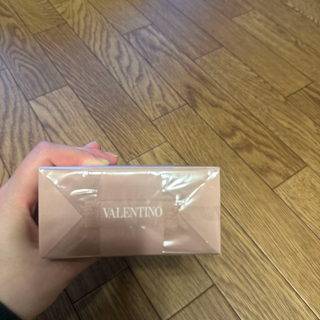 バレンチノ　香水