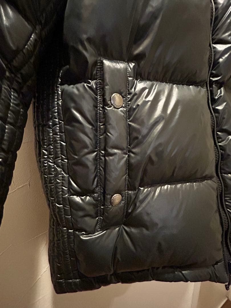 タトラスダウンジャケット