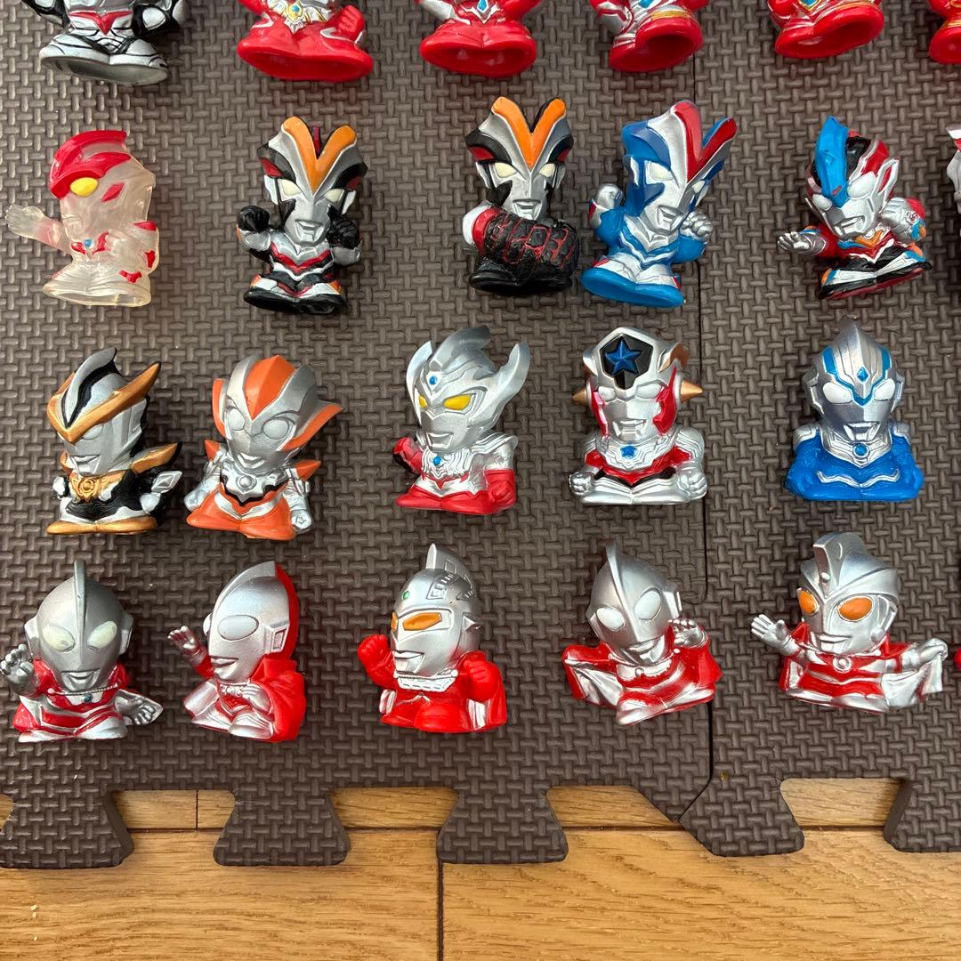 ウルトラマン指人形セット多数