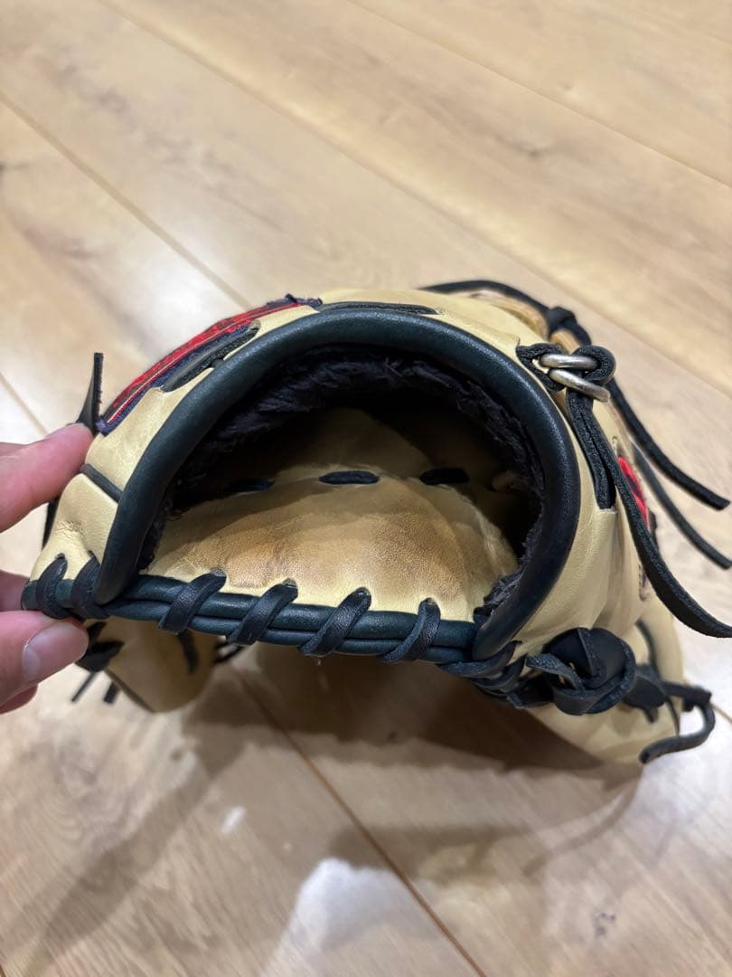 Rawlings一般投手用グローブ！ノーホール型！オススメ品！