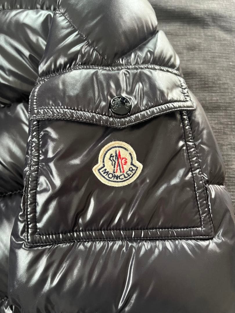 モンクレールMONCLER ダウンジャケット