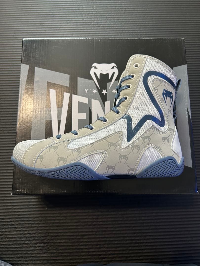 VENUM ボクシングシューズ　モノグラム　プロボクシング　24.5〜25cm