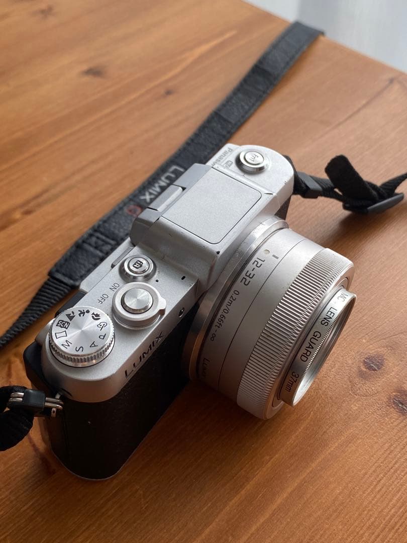 【値下げ済】LUMIX DMC-GF7ダブルズームレンズキット