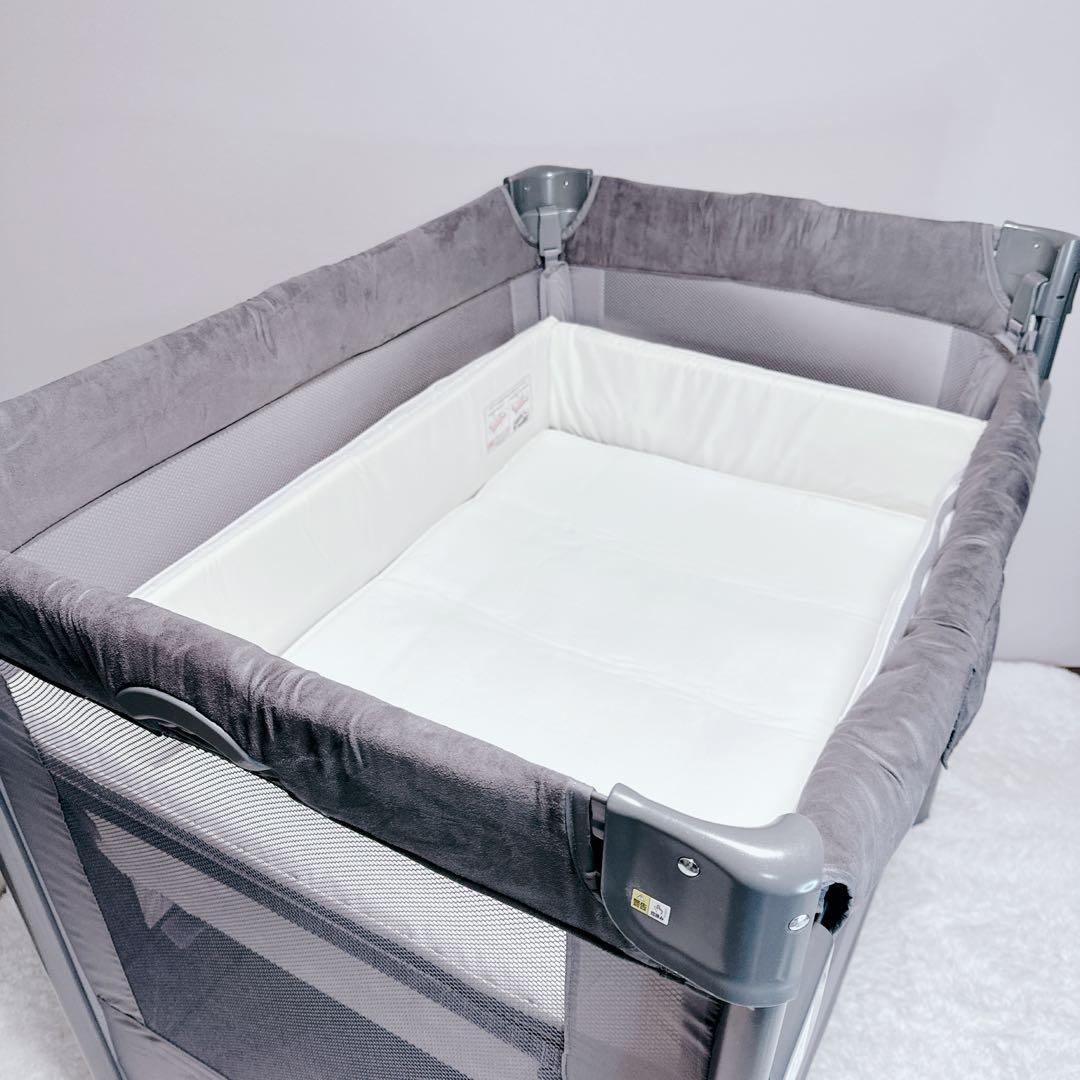 極美品　Aprica　アップリカ　ココネルエアープラスAB　ベビーベッド