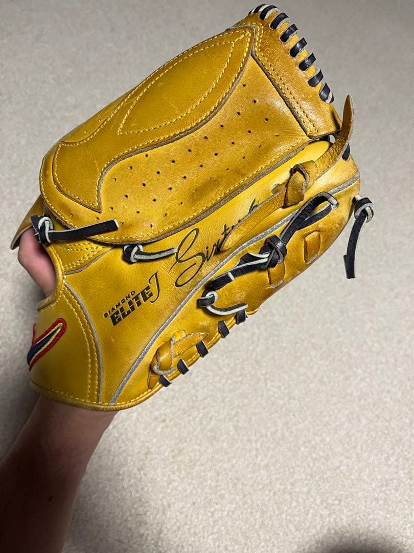 Nike Elite 野球グローブ イエロー