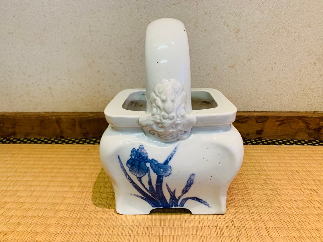 火鉢　手提げ火鉢　鬼獅子火鉢　染付　骨董　アンティーク　インテリア