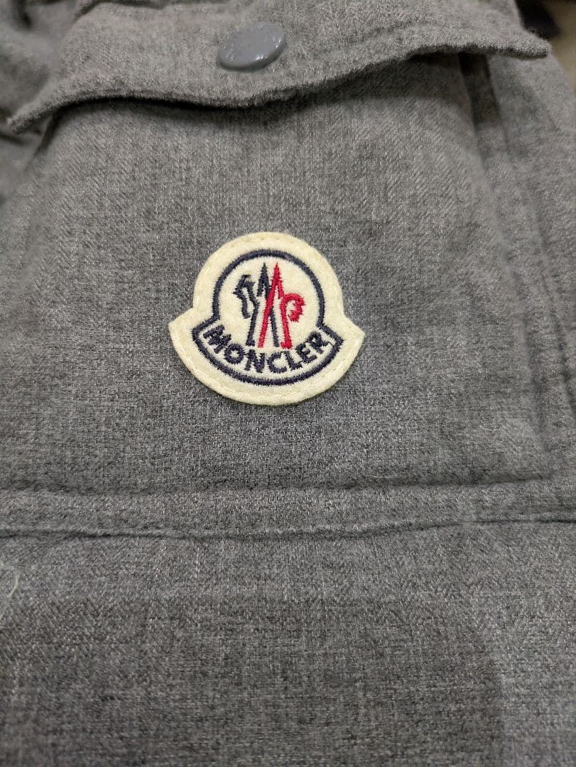 グレー ダウンジャケット 取り外しフード