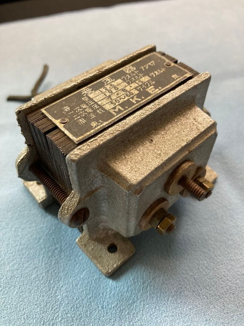 【激レア　骨董品】手動電鍵ニ型　モールス信号器（旧陸海空共通仕様）