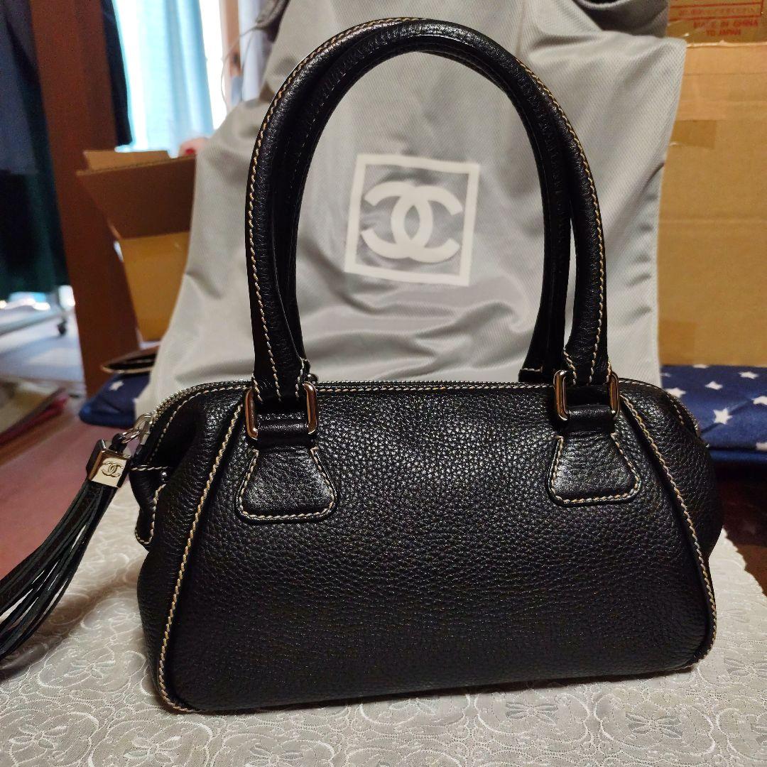 CHANEL ブラックレザー ミニボストン