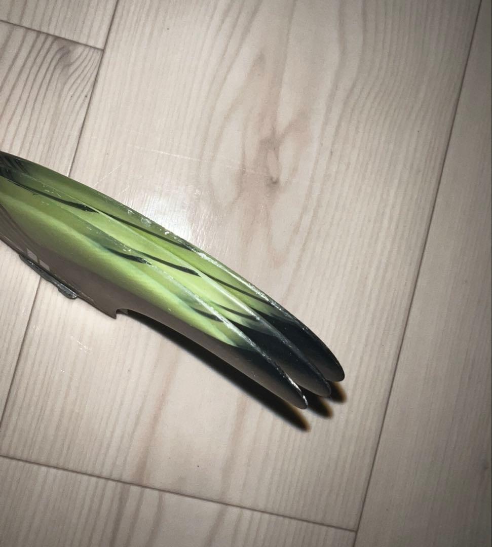 FCS II CARVER Carbon トライフィン サーフィン