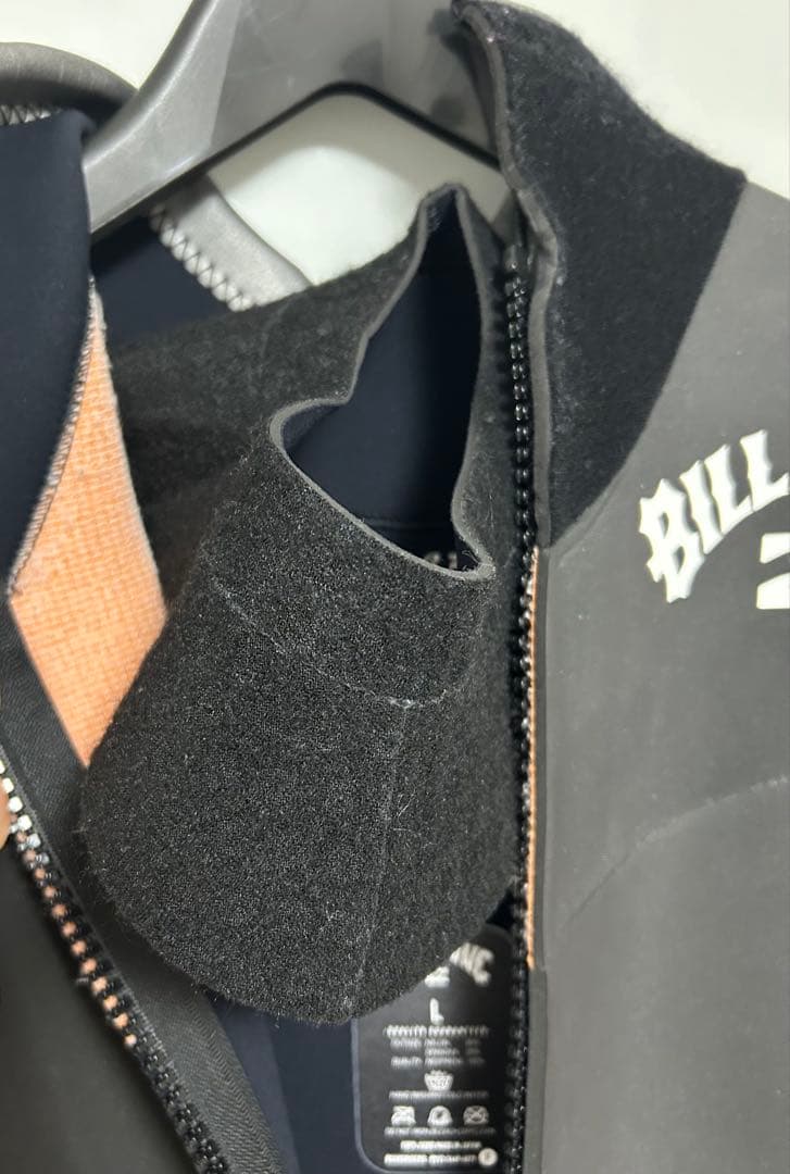 新品未使用　BILLABONG ウェットスーツ　セミドライ