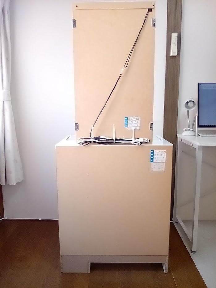 ドレッサー 三面鏡 鏡台 白 ホワイト 引出し 収納 コンセント 照明 送料込み