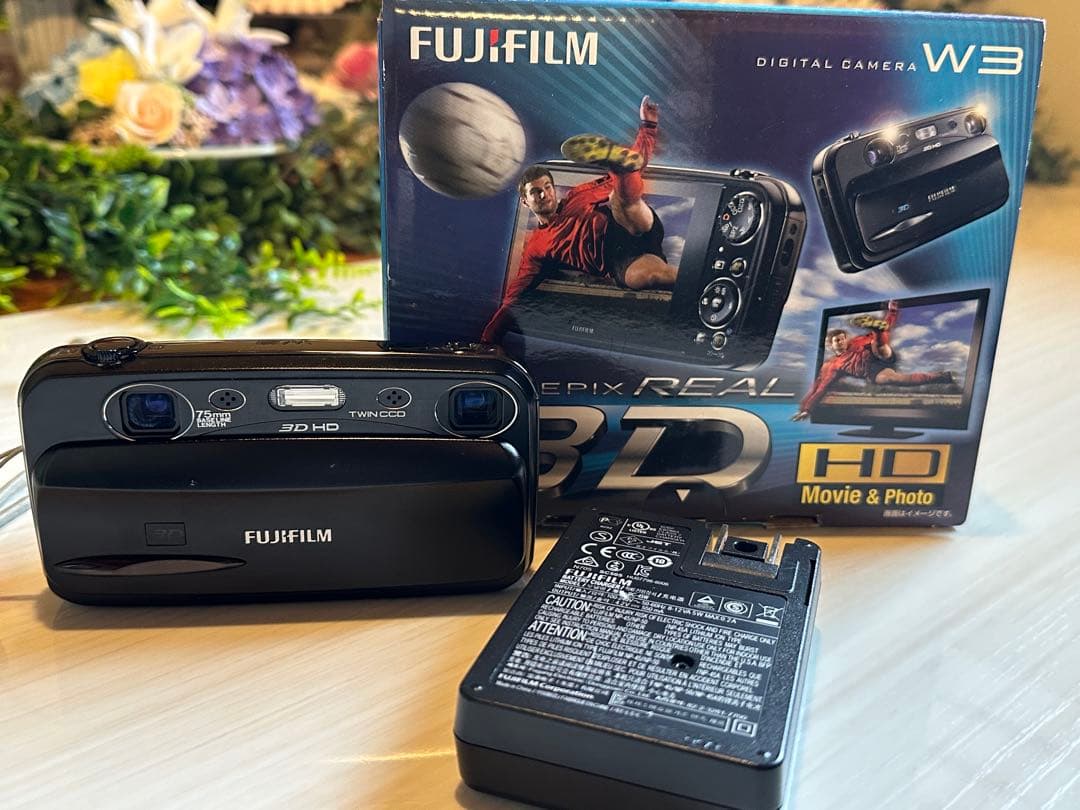 レアカメラ 富士フイルム 3DデジタルカメラFinePix REAL 3D W3