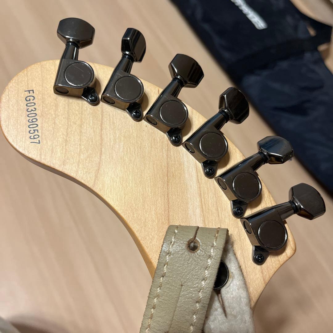 FERNANDES zo-3 アンプ内蔵ミニギター