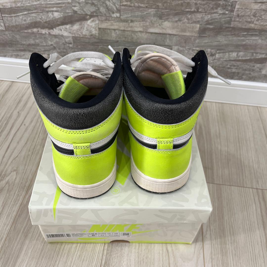 Nike Air Jordan 1 イエロー