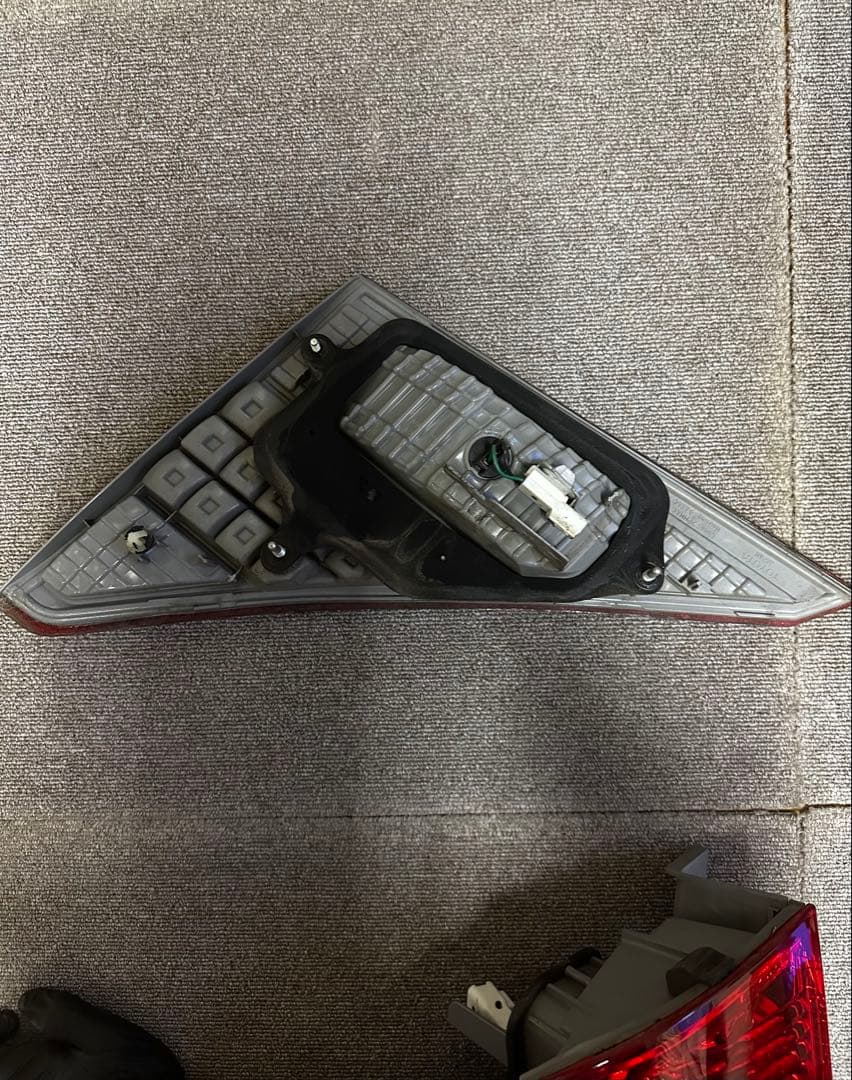 20アルファード テールライトセット