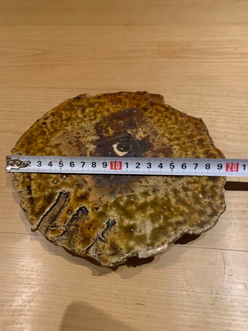 希少 中島勝乃利 作 織部/鉄釉 刻文大皿（20cm）瀬戸 作家物