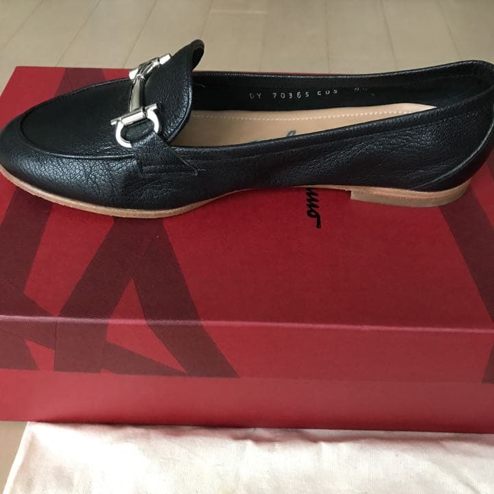 ☆フェラガモ☆　モカシン　小さいサイズ