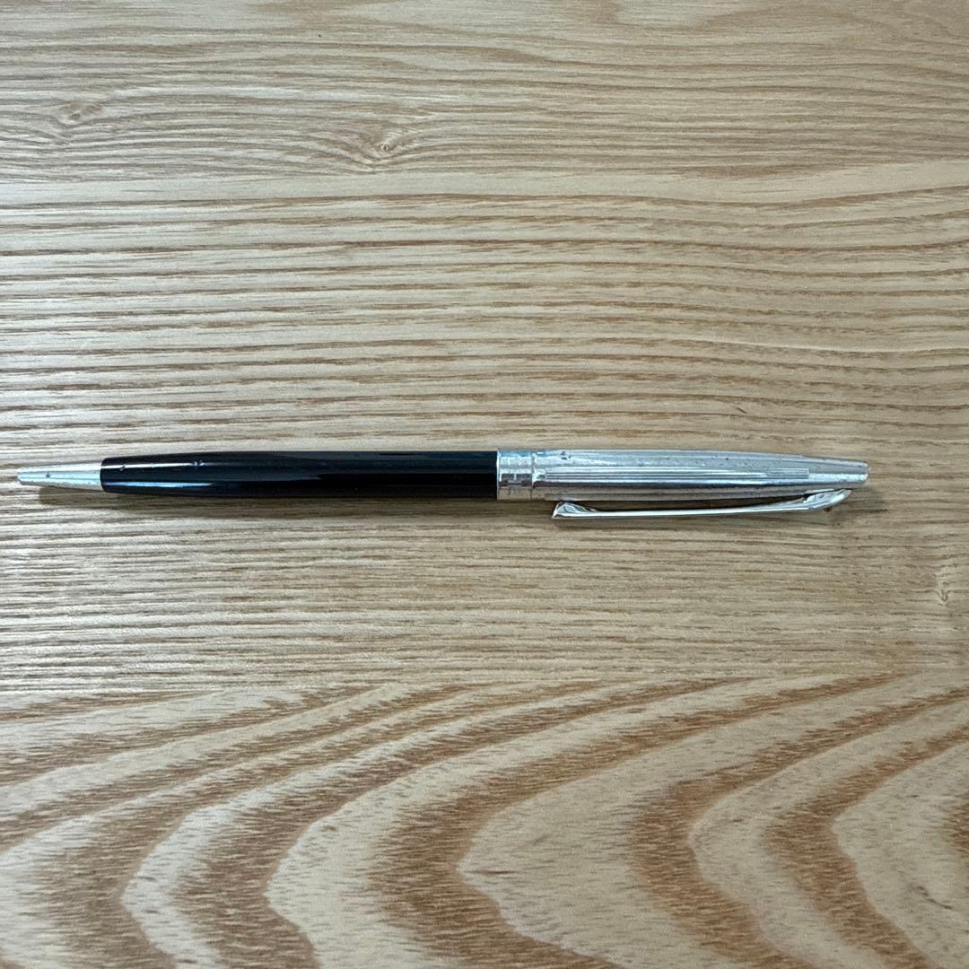 カランダッシュ　ボールペン　替え芯付き