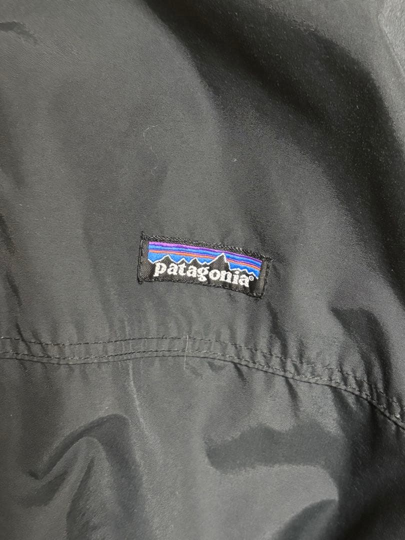Patagonia ブラック ナイロンジャケット　シェルドシンチラ XL