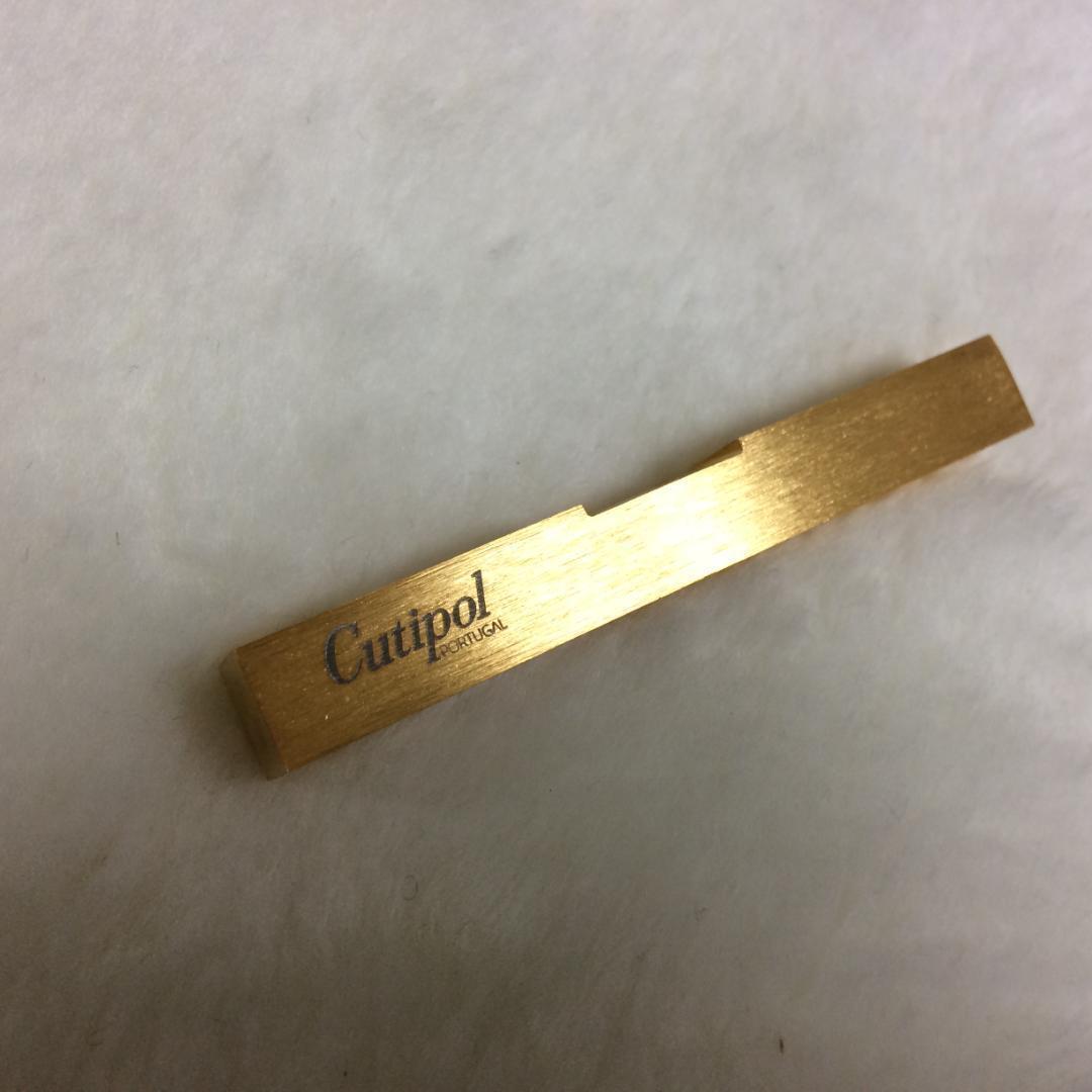 ラスト！セール価格　クチポール　GOA　セラドン＆ゴールド　箸＆箸置き　２セット