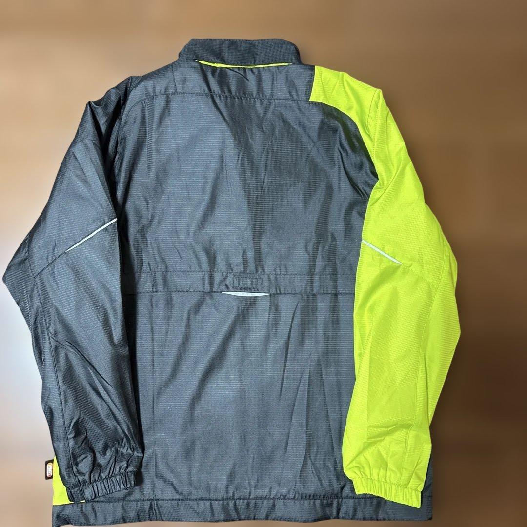 【新品】ヨネックスウィンドブレーカー　Sサイズ