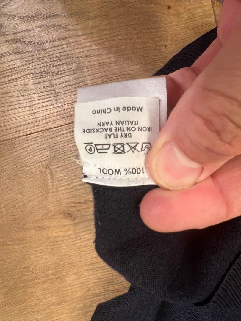 クルーネックニットセーター　ドリスヴァンノッテン　DRIES VAN NOTEN