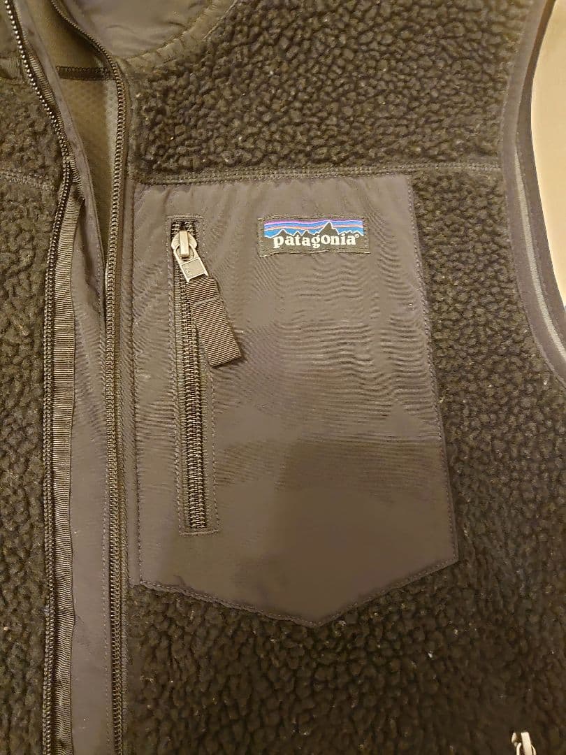 Patagonia フリース ベスト 黒　レトロX