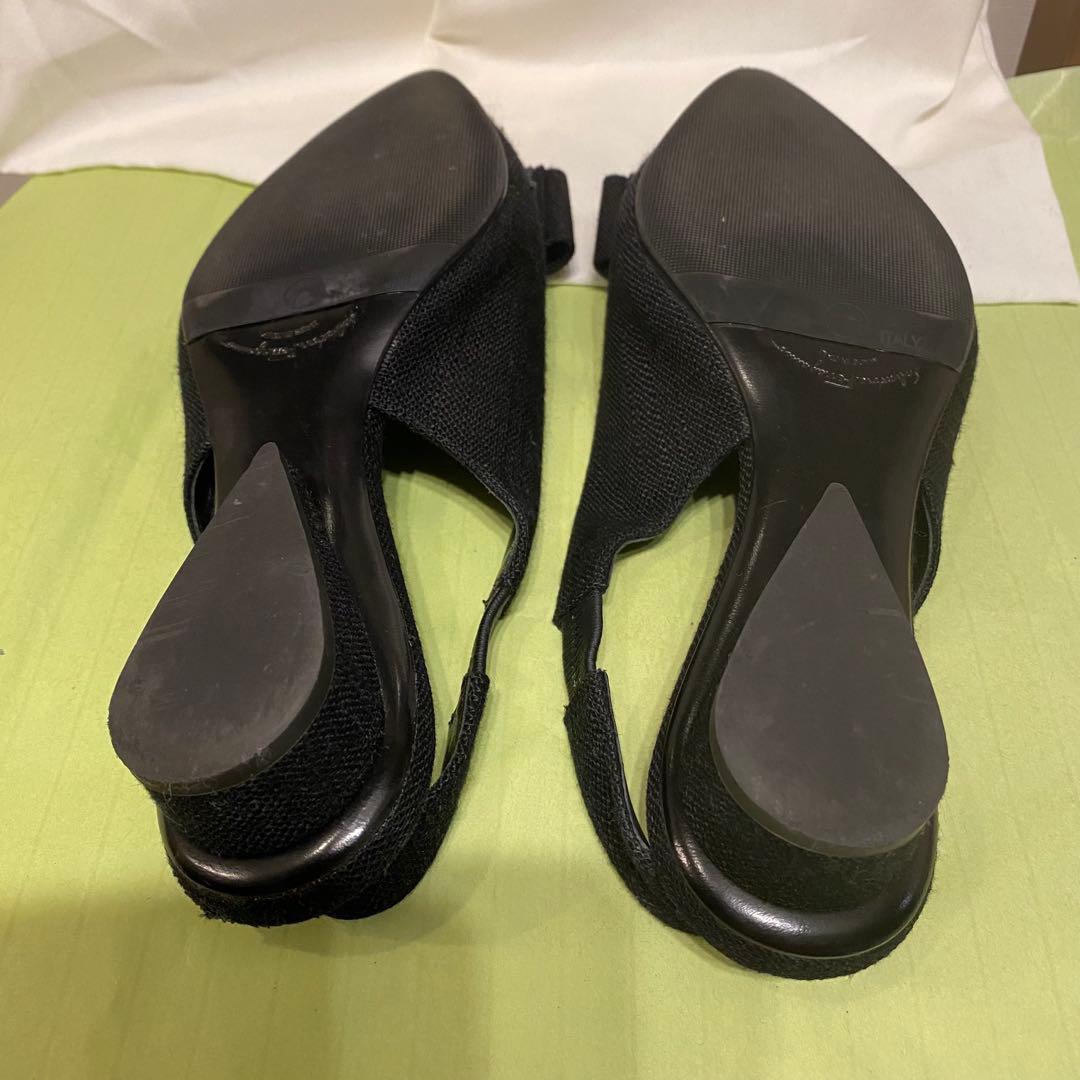 R*!様 【極美品】フェラガモFerragamo スリングバックシューズ 黒 2