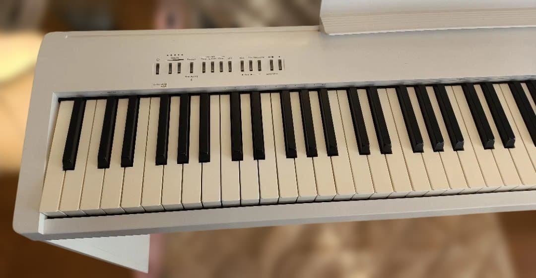 【美品】Roland FP-30X 電子ピアノ（ホワイト）専用スタンド付き