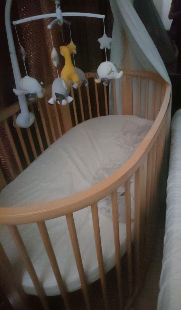 【STOKKE】スリーピー ベッド + マットレスナチュラル（ 新生児〜5歳）