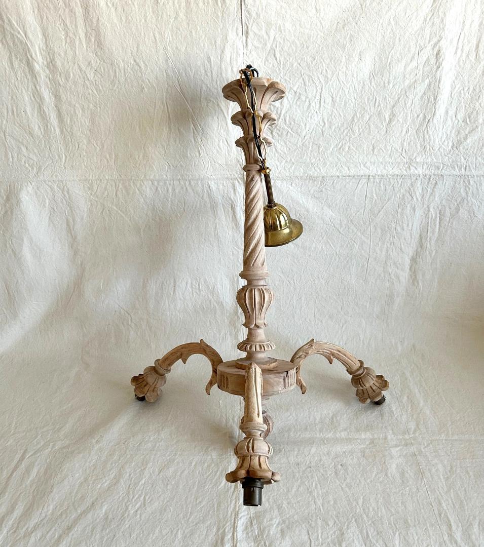 フランスアンティーク　木製シャンデリア　３灯　シャビー　店舗什器