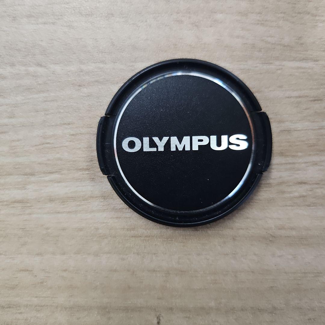 OLYMPUS　PEN　E-PL9　カバー付き