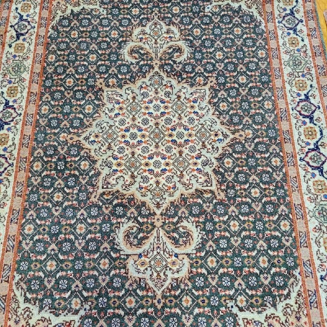 最高級ペルシャ絨毯 ウール　シルク 細密手織　サイズ60×90　タブリーズ