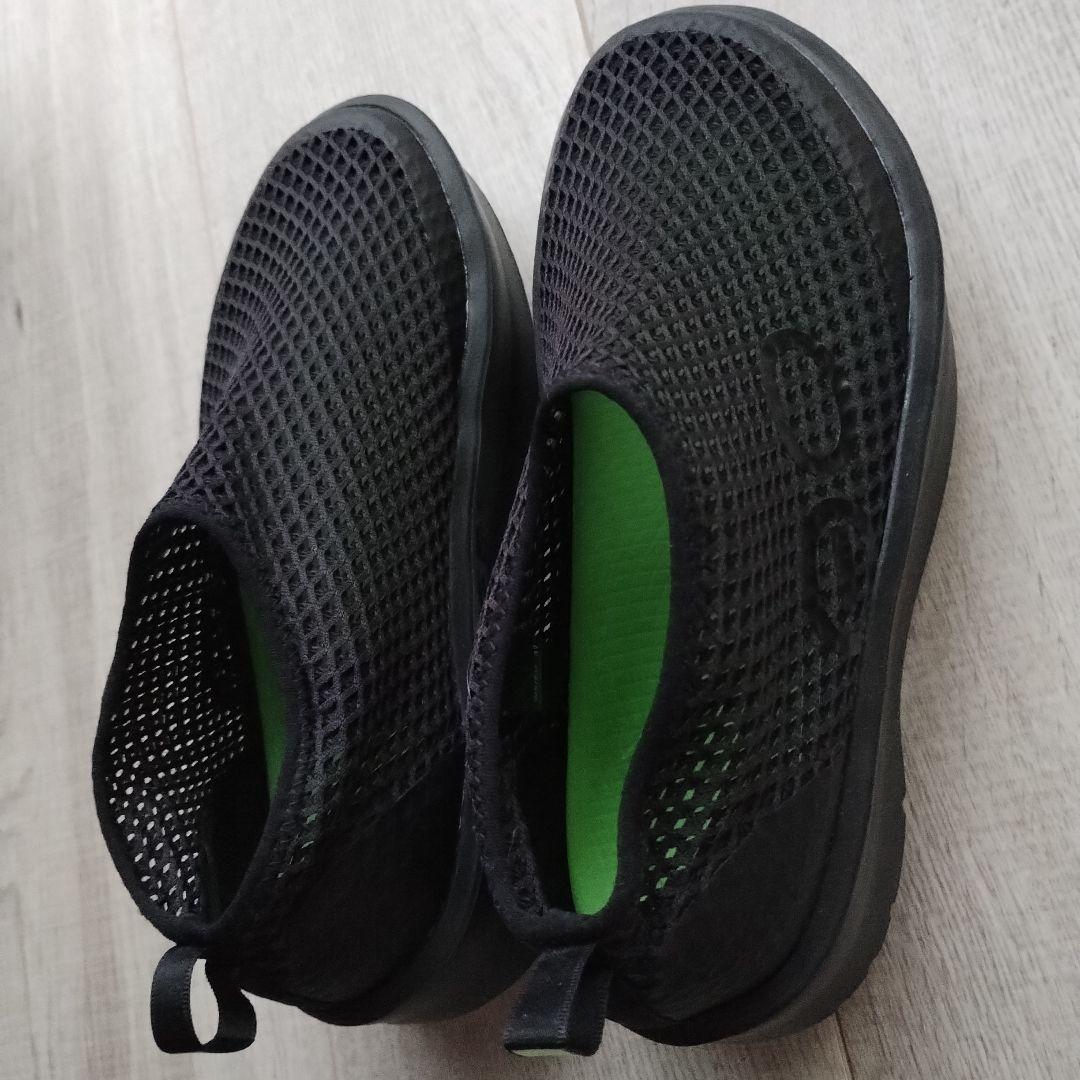 新品 同様☆完売色 20000円★ウーフォス リカバリーサンダル スニーカー