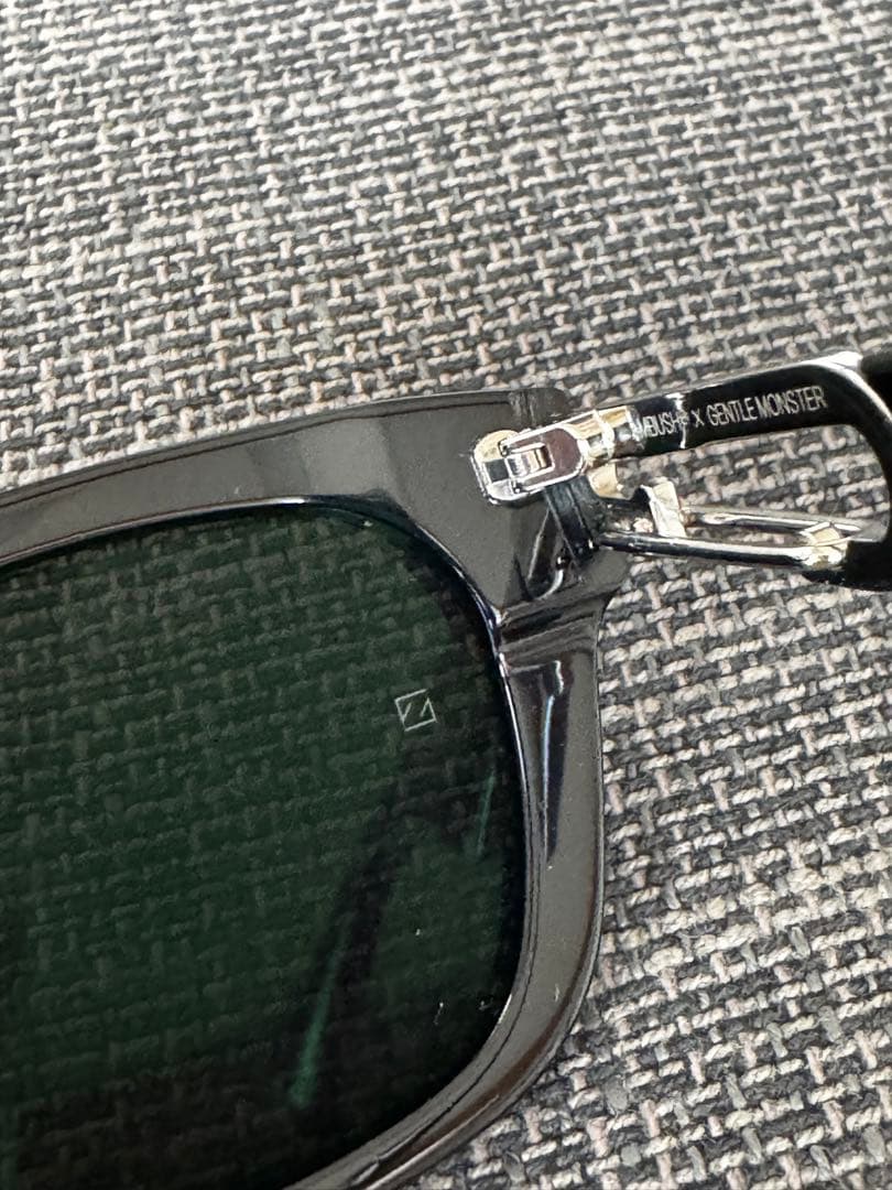 GENTLE MONSTER ブラックサングラス