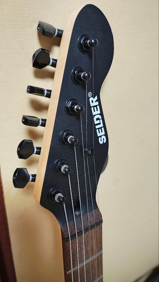 SELDER セルダー　ストラトキャスター　STC-04　全面ブラック仕様