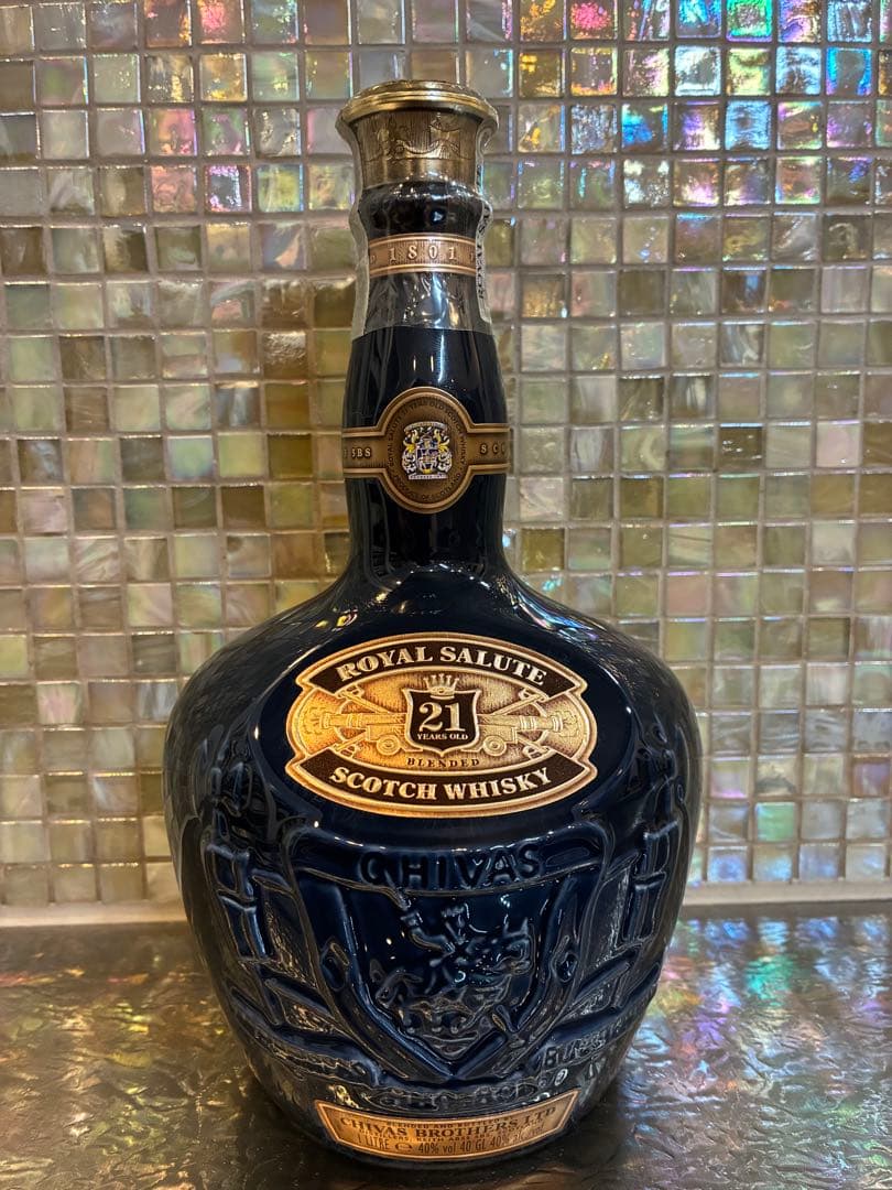 ロイヤルサルート 21年 サファイアフラゴン 陶器ボトル 未開封 箱付
