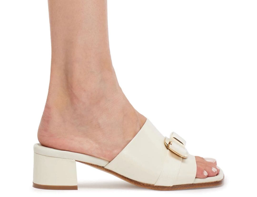 【フェラガモ】ヴァラリボンミュール