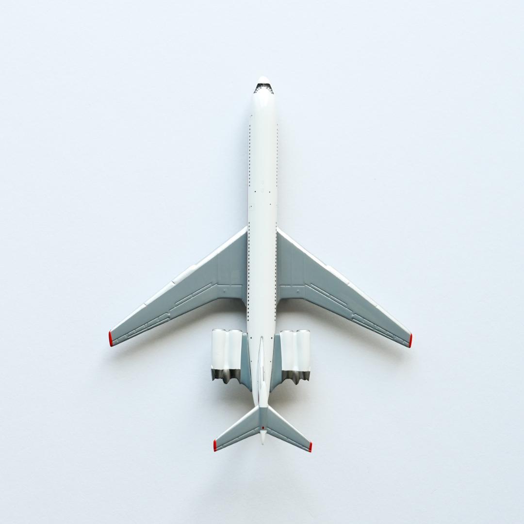 高麗航空 AIR KORYO IL-62M JC Wings 1/400