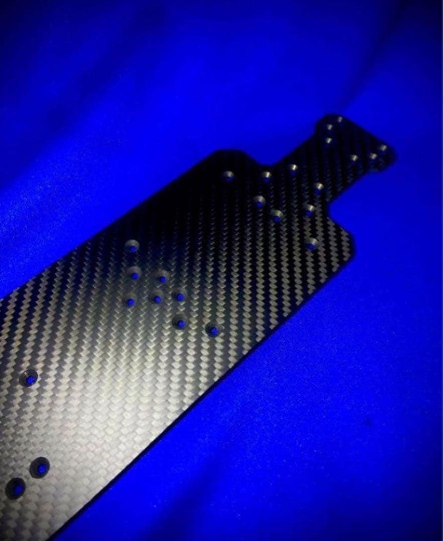 ヨコモ YOKOMO　RD2.0 用　カーボンシャーシ　綾織マット　特注2.5㎜