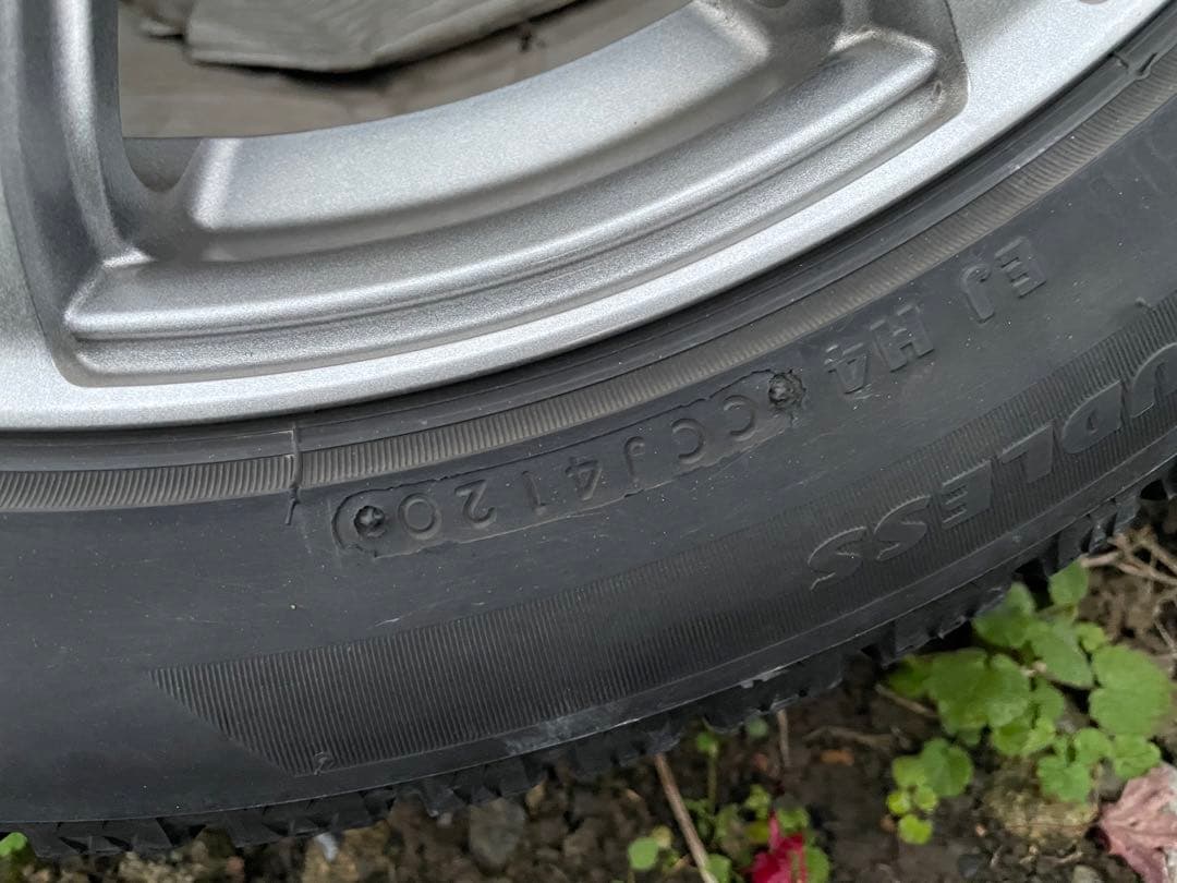 205/50R17 BRIDGESTONE VRX2 スタッドレスタイヤ　4本