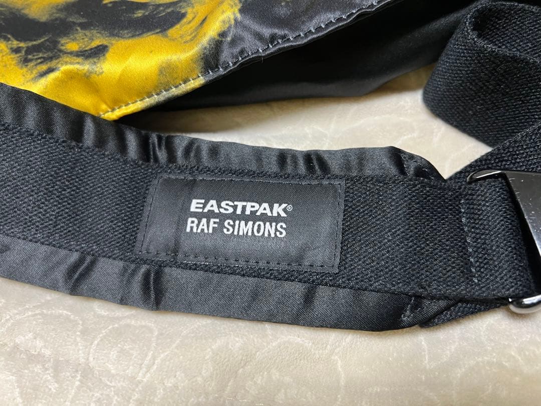 あ*様 【美品レア】RAFSIMONS ラフシモンズ eastpakボディーバッ