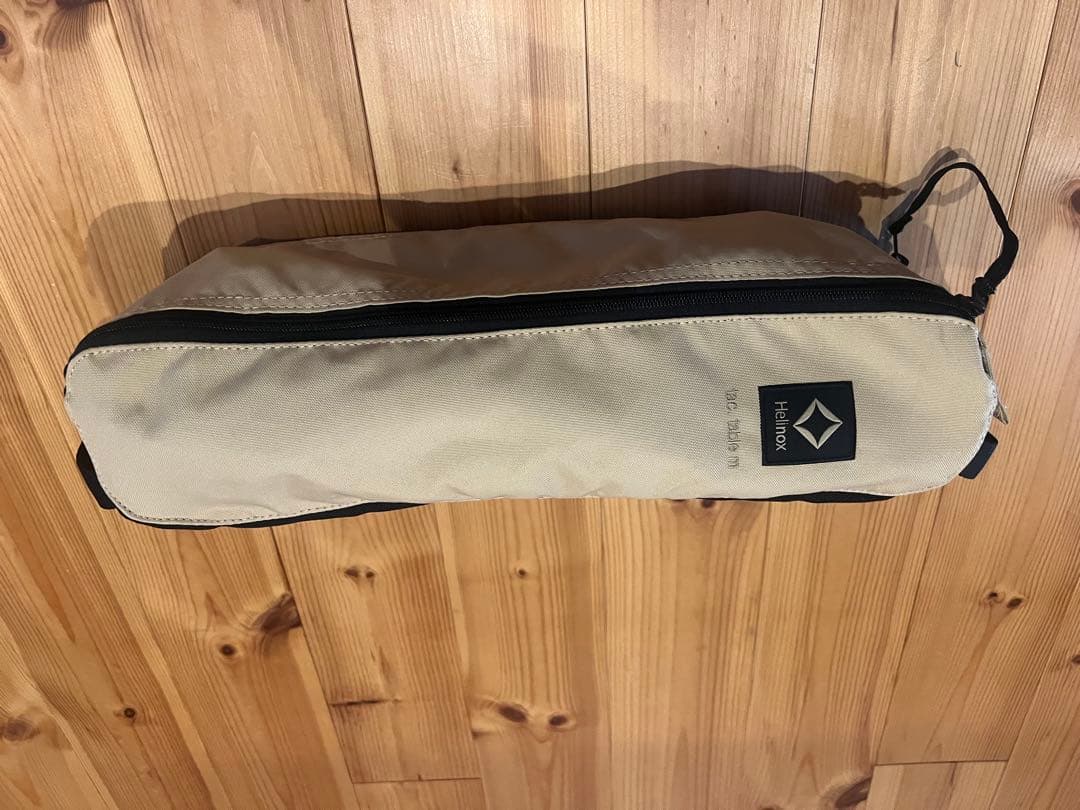 Helinox 折りたたみ式アウトドアテーブル Ｍ