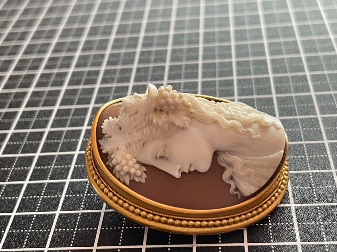 ⬇️【希少】　カメオ ブローチ アンティーク