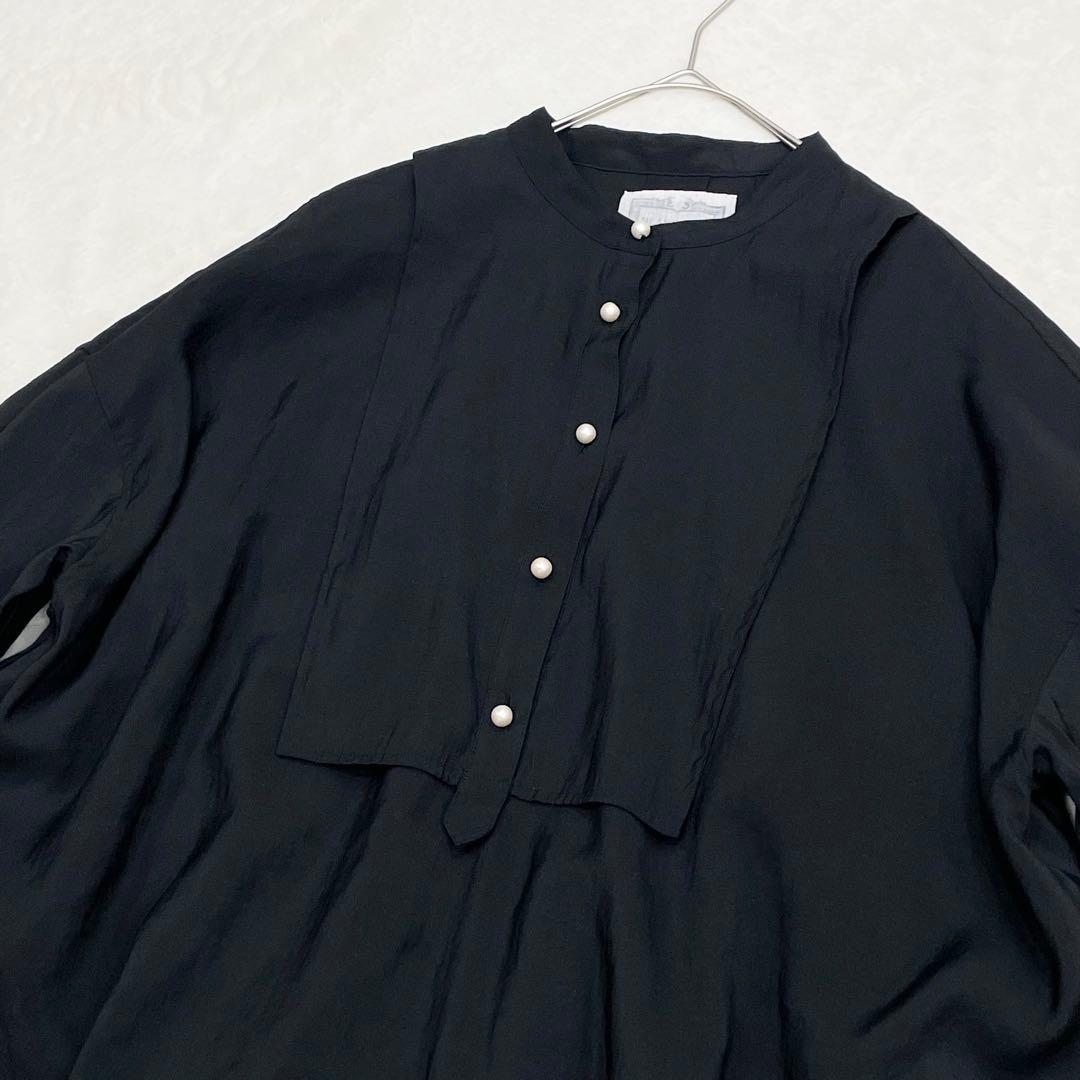 美品　BEARDSLEY パール釦袖ボリュームシャツ Fサイズ ブラック