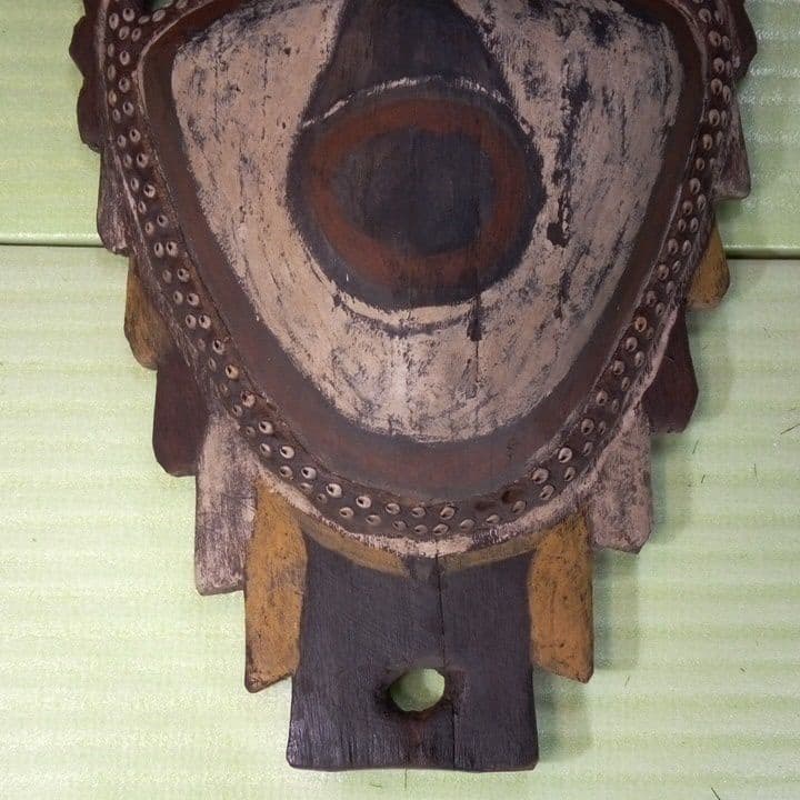 パプアニューギニア　お面　マスク　木製　木彫り　 壁掛け　置物　インテリア