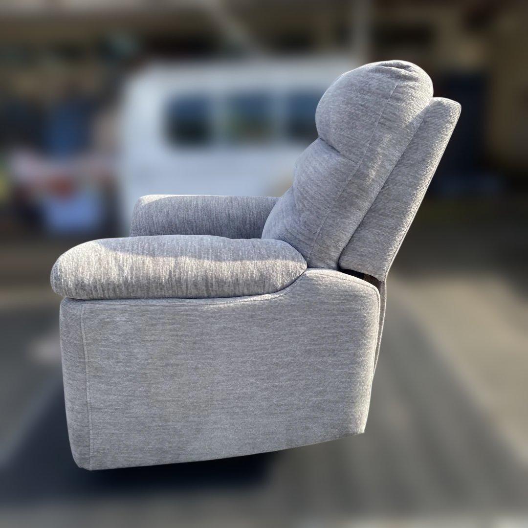 値下げしました　グレーのリクライニングソファ　ゆりかご　ロッキングチェア